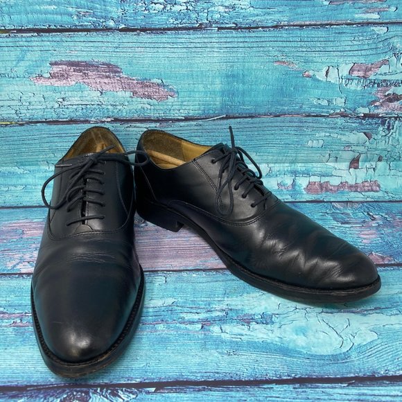 Cole Haan Men\'s Warren Cap Toe Oxford Black C20155